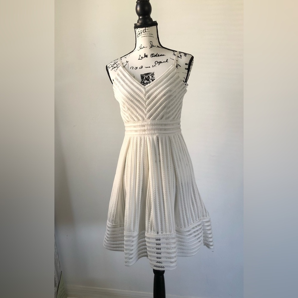love culture Delicate white lace women's dress with semi-formal straps size M